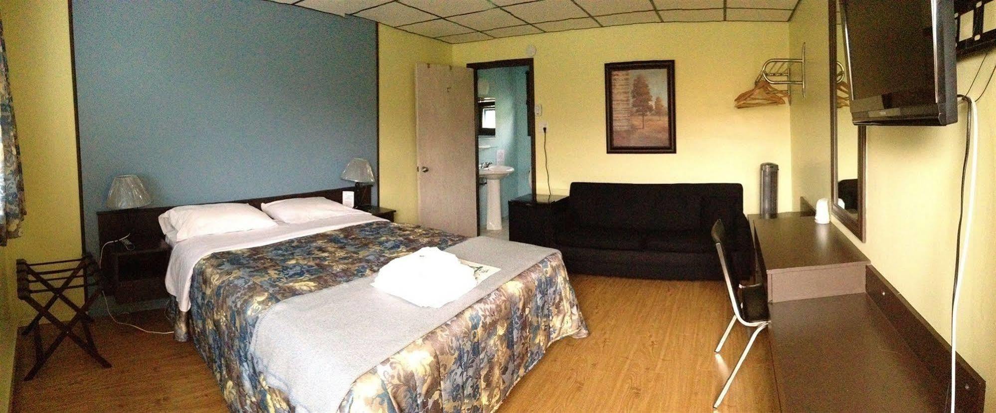 Motel Spring Chateau Richer Exterior photo
