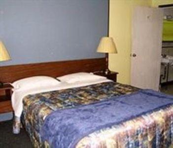 Motel Spring Chateau Richer Room photo